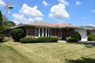 728 10th Ave, Addison, IL 60101-2031