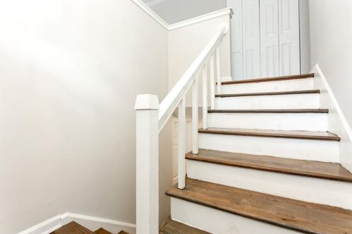 610 Alex Dr, Atlanta GA  30331-4350 exterior