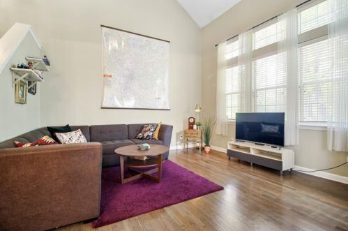 55 Hammock Pl, Atlanta, GA 30312-2879