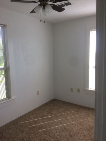 712 15th St, Cisco, TX 76437-4200