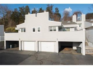 32 Stratton Way, Branford, CT 06405-2343