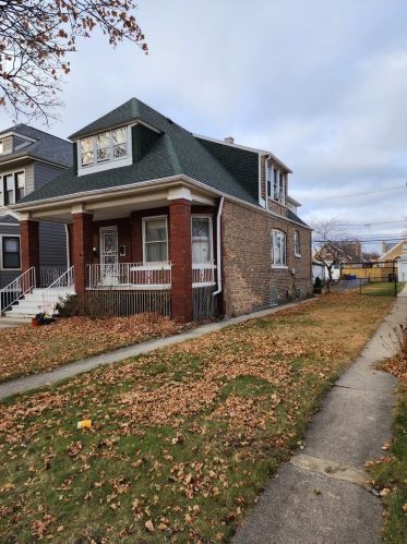 4638 Altgeld St, Chicago, IL 60639-1808