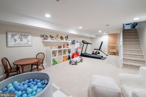 532 22nd St, Philadelphia PA 19140-4703 exterior