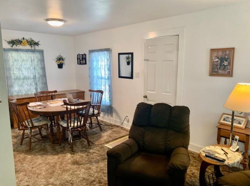 411 Pine St, Nocona TX 76255-1412 exterior