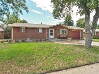 1725 Jewel Dr, Longmont, CO 80501-2019