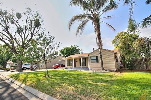 2009 Dora St, Modesto, CA 95354-2914
