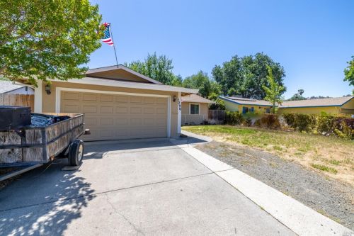 1290 Balsam Way, Vacaville, CA 95687-5612