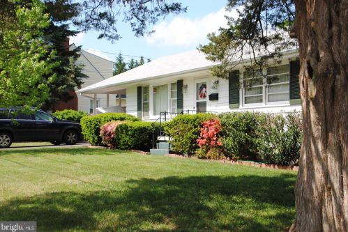 133 Longstreet Ave, Fredericksburg, VA 22401-4012