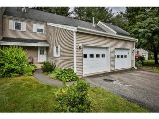 98 Winterwood Dr, Londonderry, NH 03053-3394