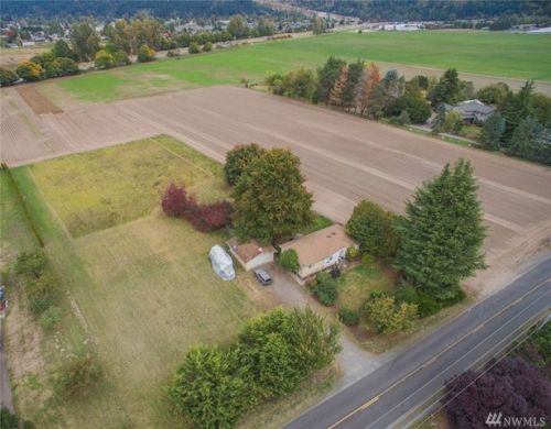 7409 Riverside Rd, Sumner, WA 98390-2534