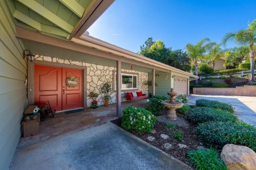 1939 Vereda Ct, El Cajon, CA 92019-3803