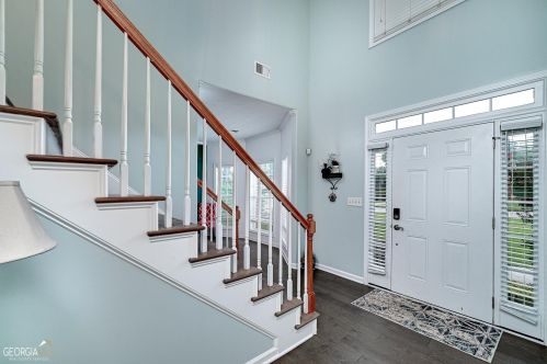 9069 Aldbury Dr, Locust Grove, GA 30248-2456