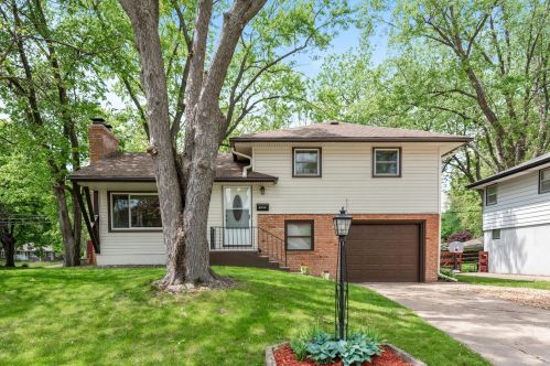 4003 Nevada Ave, Minneapolis, MN 55427-1339
