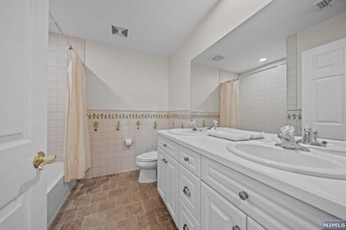 167 Graham Ave, Paterson NJ  07508-2961 exterior