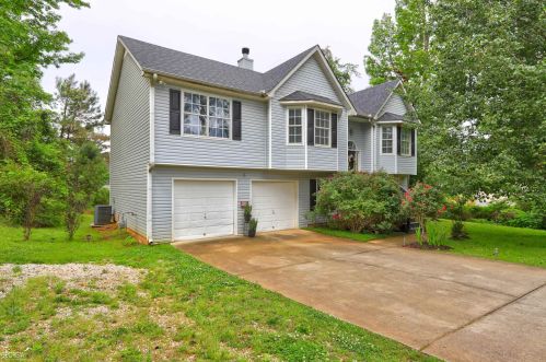 3125 Jonesboro St, Ellenwood, GA 30294-3603