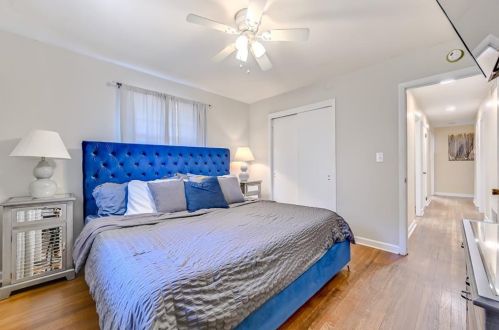 2566 Dewey Ave, Atlanta GA  30344-1048 exterior