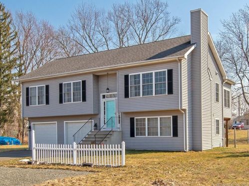 108 Old Brickyard Ln, Kensington, CT 06037-1437