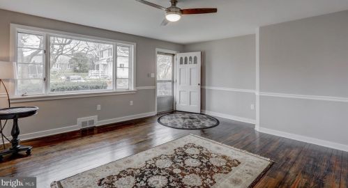 210 Rosedale Ave, Lancaster PA  17603-5708 exterior