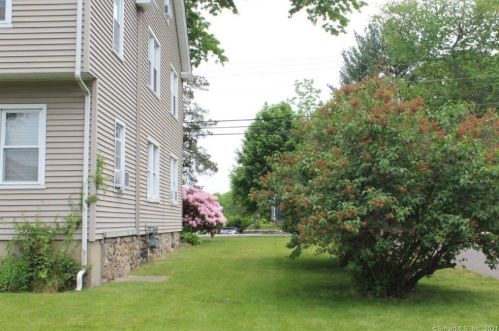 62 Walter Ave, Norwalk, CT 06851-5340