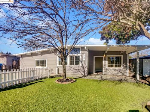 340 Fir St, Vacaville, CA 95688-2606