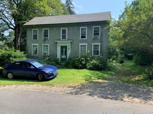 35 Hazel Plain Rd, Woodbury, CT 06798-1918
