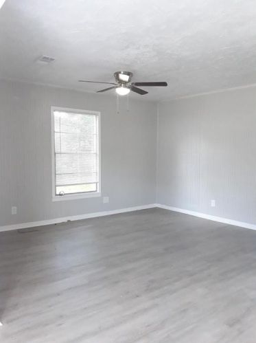 820 Wilkins St, Angleton TX  77515-5610 exterior