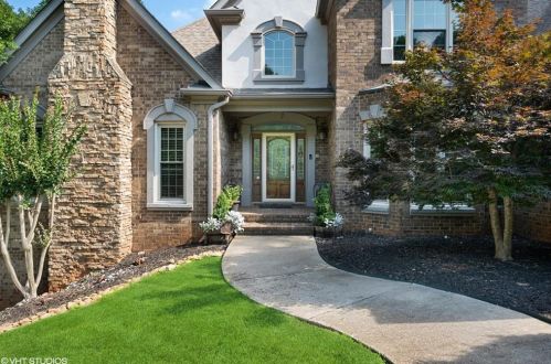 5510 Mainsail Way, Gainesville, GA 30504-8100