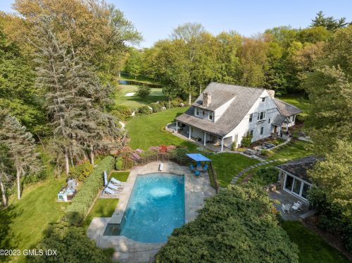 900 North St, Greenwich CT  06831-2844 exterior