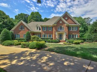 12129 Lockhart Ln, Raleigh, NC 27614-8006