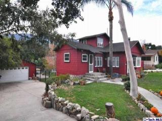 3432 Altura Ave, Glendale CA  91214-2504 exterior