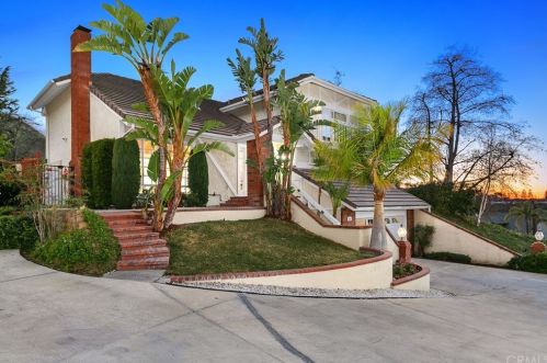 6450 Lookout Ln, Anaheim, CA 92807-4827