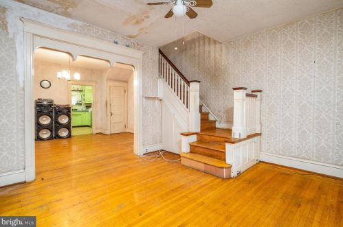 3246 26th St, Philadelphia PA  19129-1807 exterior