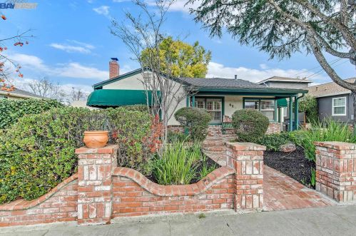 650 P St, Livermore, CA 94550-4324