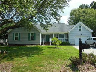 605 Queenswood Ter, Chesapeake, VA 23322-8829