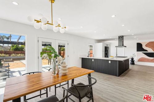 2854 Orange Ave, Anaheim CA  92804-3235 exterior