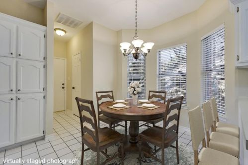 208 Ashworth Dr, Austin TX  78746 exterior