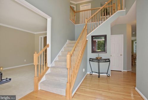 43382 Coton Commons Dr, Leesburg, VA 20176-1663