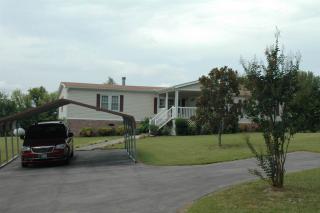 619 Morie Rd, Dandridge, TN 37725-6040