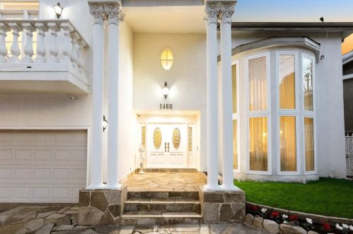 1468 Hillside Dr, Glendale CA  91208-2417 exterior