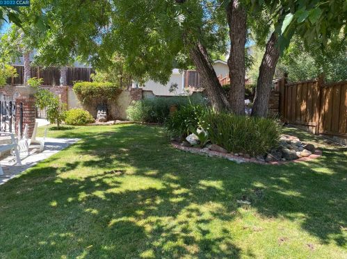 4252 El Cerrito Rd, Concord, CA 94518-1812