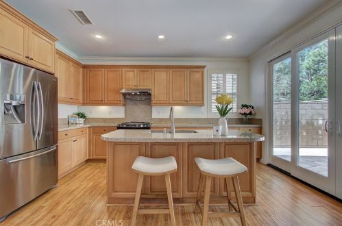43 Splendor, Irvine, CA 92618-1503