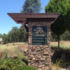 23345 Darkhorse Dr, Auburn, CA 95602-8613