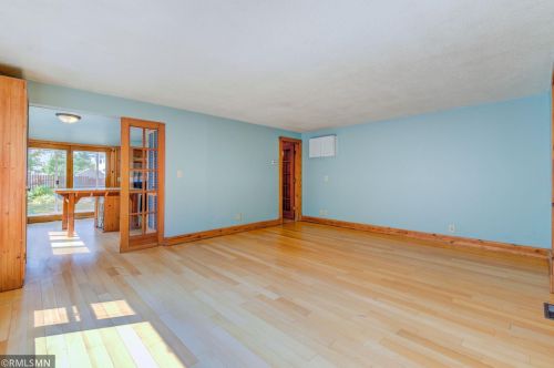 190 Charles Ave, Saint Paul MN  55103-2029 exterior