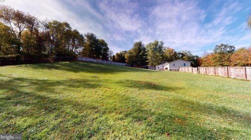 3332 Mountain Rd, Wardensville WV 26851-8279 exterior