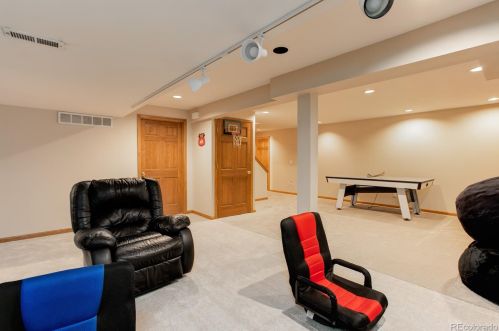 6107 Alton Way, Englewood CO  80111-5235 exterior