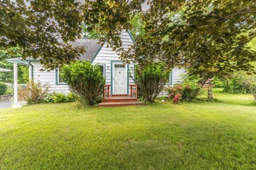 374 Washington St, Dover, NH 03820-3635
