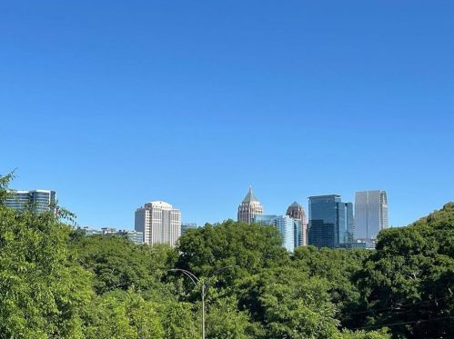 706 Charles Allen Dr, Atlanta GA  30308-2010 exterior