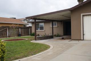 2010 Oak Park Ct, Visalia, CA 93291-2543