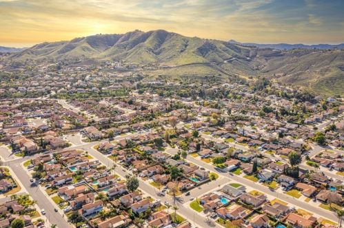 11440 Arizona Ave, Riverside CA  92503-8811 exterior