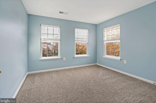 409 Prospect Hl Blvd, Charles Town WV 25414-5497 exterior